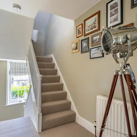 3 North Terrace *